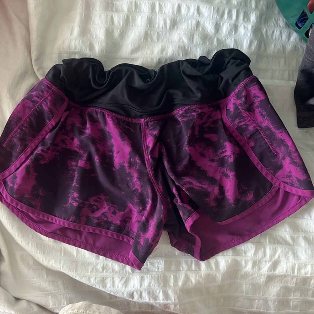 Lululemon purple and black size 6 shorts